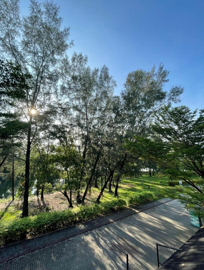 Waterfront Boutique Hotel بورت ديكسون المظهر الخارجي الصورة