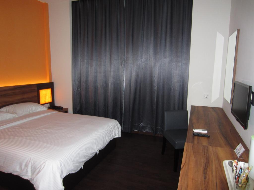Waterfront Boutique Hotel بورت ديكسون المظهر الخارجي الصورة